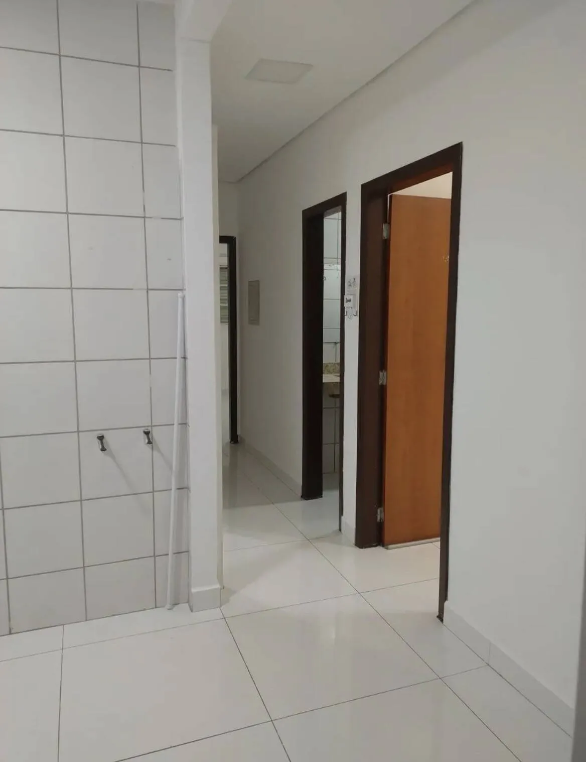 Imagem Casa em condomínio entre Rios bairro Jardim Imperial