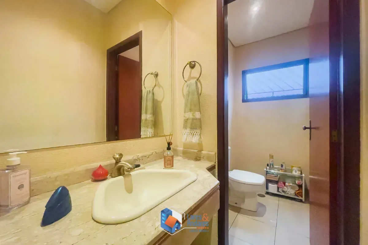 Imagem Sobrado para venda em Jardim Umuarama com 3 quartos, sendo 3 suítes, 187m²