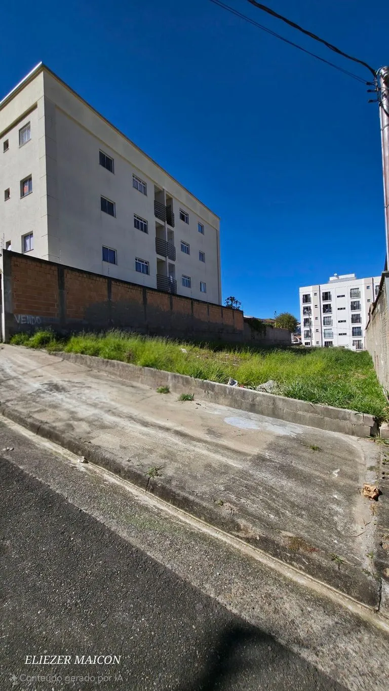 Imagem Terreno plano a venda no bairro green ville em Poços de Caldas - MG