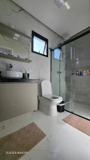 Imagem Casa a venda com piscina no bairro Jardim Florença em Poços de Caldas - MG
