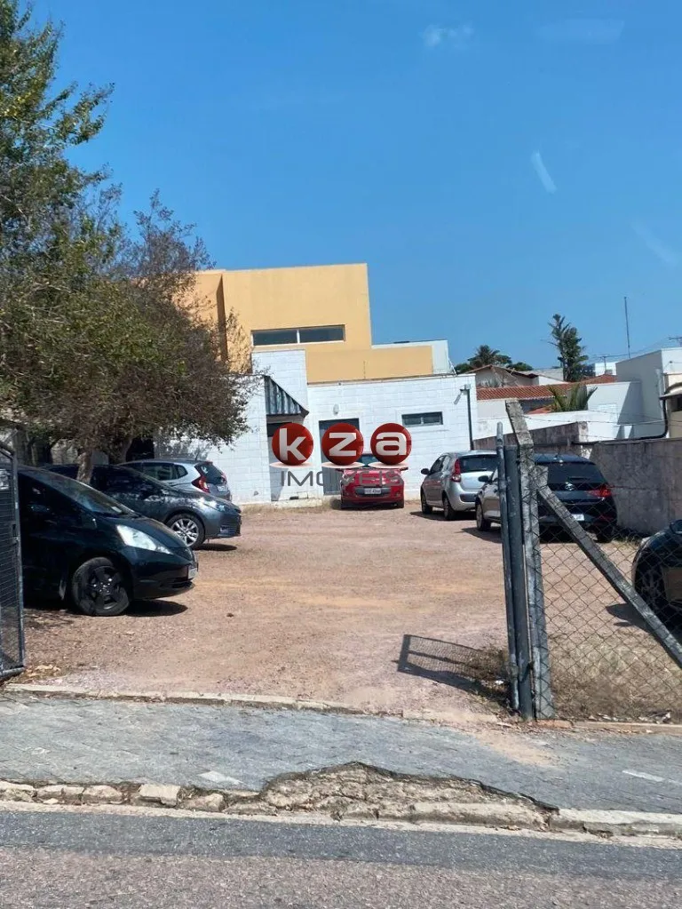 Imagem Terreno à venda em Vinhedo- SP, no bairro Jardim Itália, com 360m² de área! Aproveite essa oportunidade!