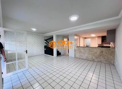 Imagem Vendo casa em condominio 120 m2 05 quartos 1 suíte 03 vagas de garagem em Janga