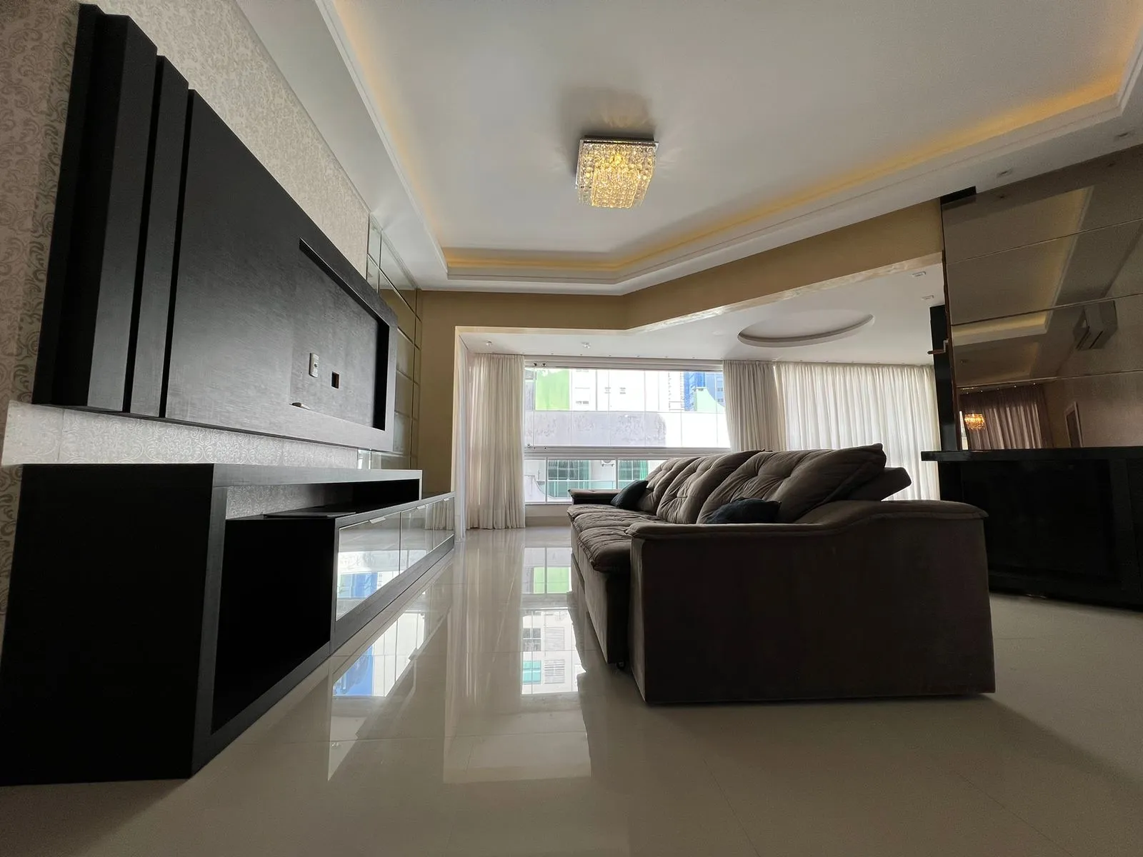 Imagem Apartamento com vista para o mar à venda com 178m2 por R$ 2.880.000,00