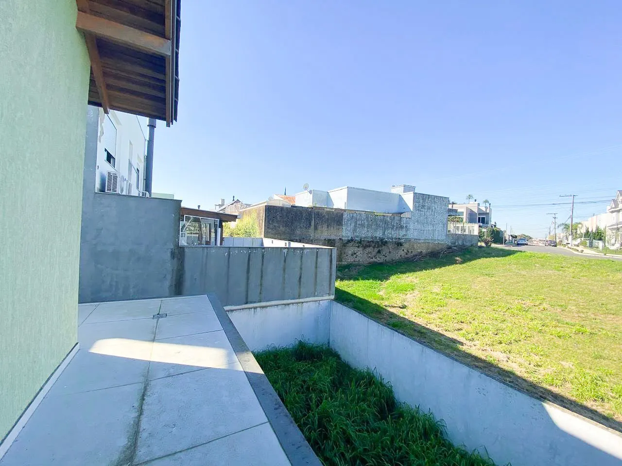 Imagem Casa em Condomínio / 3 Quartos / 1 Suíte / 2 Vagas / Verdes Campos / Porto Alegre / RS