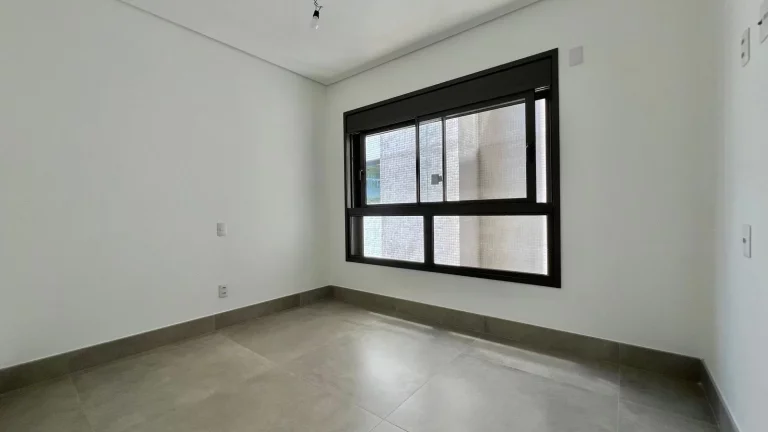 Imagem Apartamento com 4 dormitórios (3 suítes) à venda, 160 m² por R$ 4.800.000 - Riviera Módulo 7 - Bertioga/SP