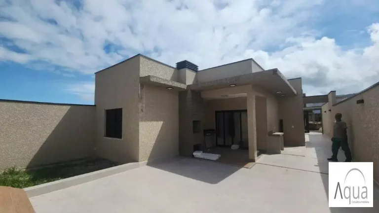 Imagem Casa para Venda em Itanhaém, Campos Eliseos, 2 dormitórios, 1 suíte, 2 banheiros, 3 vagas