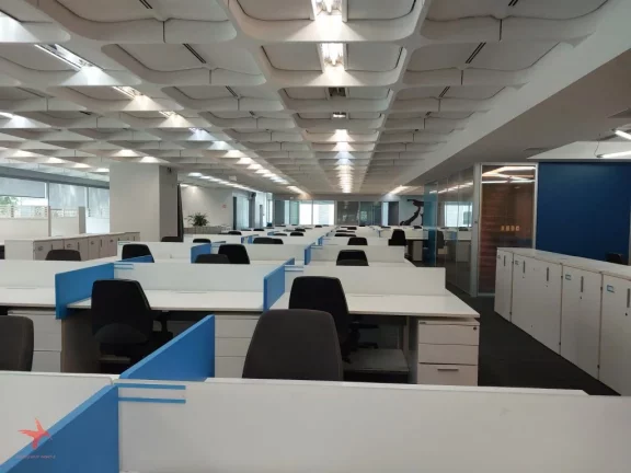 Imagem Locação de Sala Comercial de Alto Padrão em São Paulo - Jardim São Luís: 10 Salas, 12 Banheiros, 11 Vagas, 1.124m².
