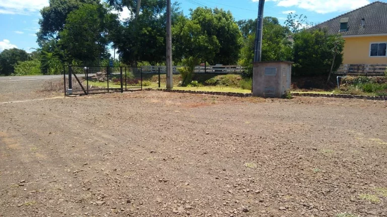 Imagem Barracão para Venda em Planalto Alegre, Área Industrial