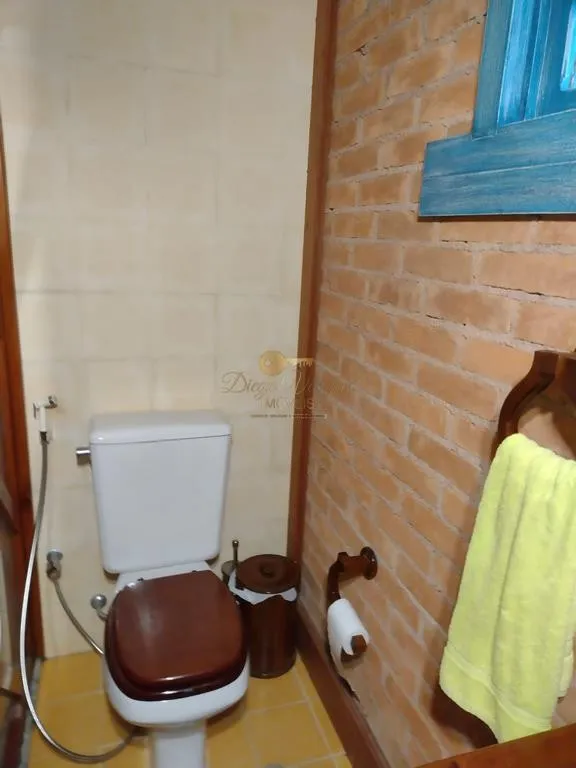 Imagem Sítio para Venda em Teresópolis / RJ no bairro Canoas