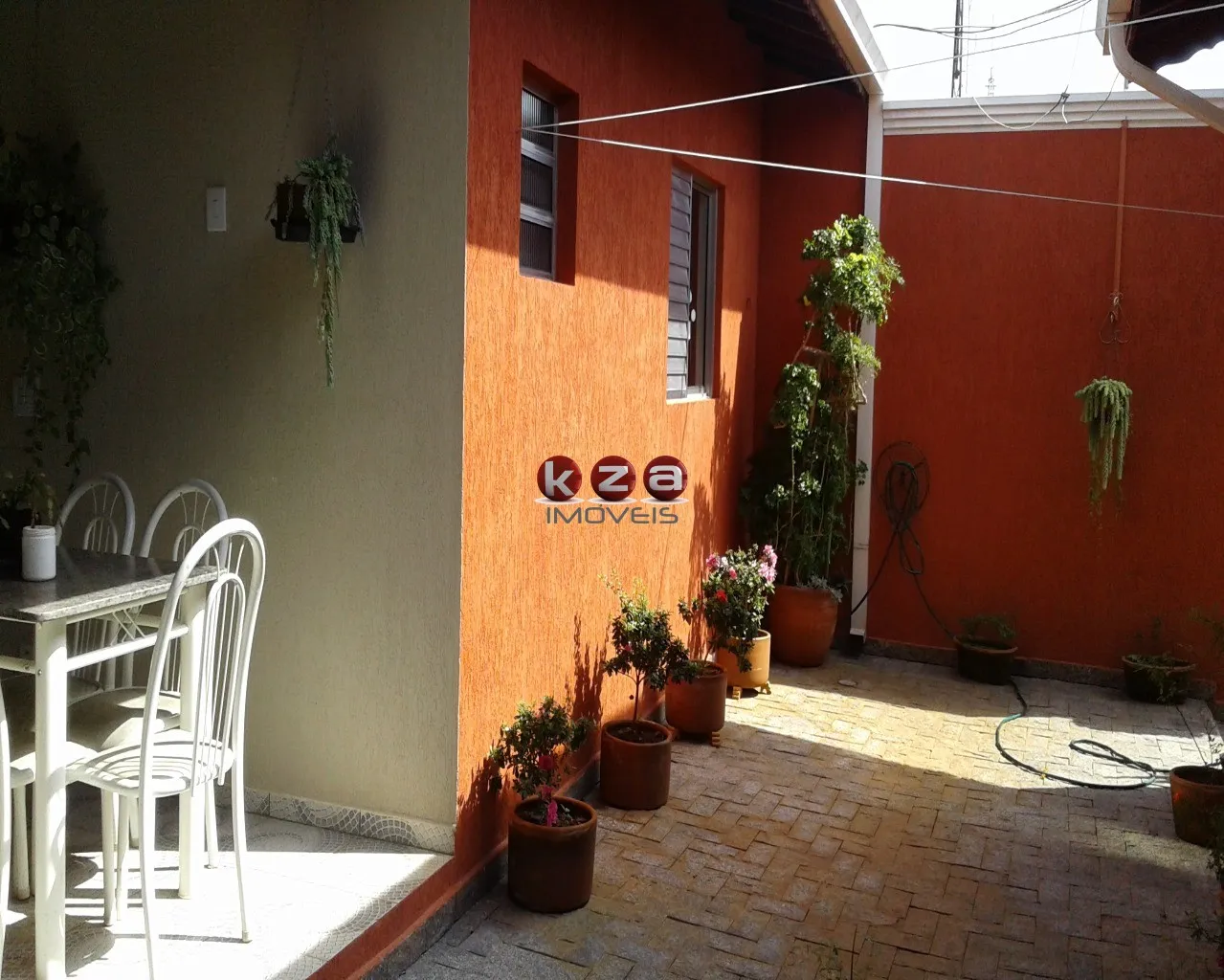 Imagem Imperdível: Casa à venda em Valinhos-SP, Vila São Sebastião - 3 quartos, 1 suite, 2 salas, 3 banheiros, 3 vagas, 170m².