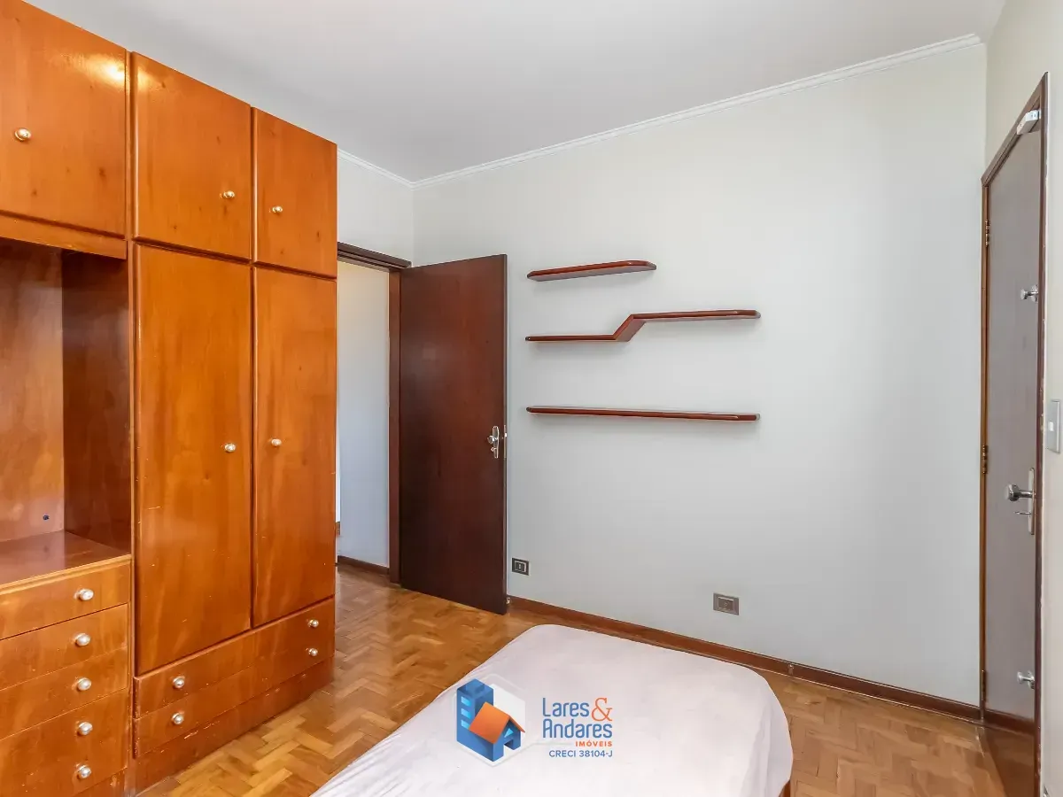 Imagem Casa para venda em Vila Madalena com 3 quartos, sendo 1 suíte, 228m²