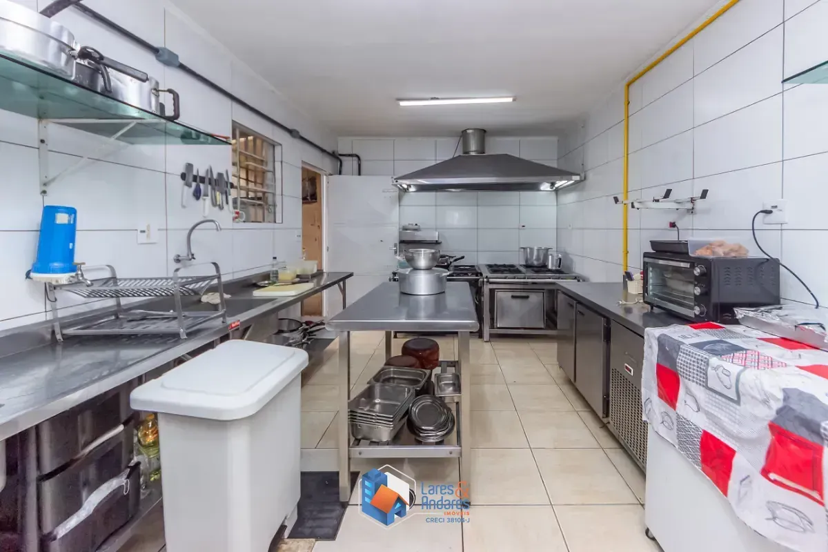 Imagem Casa comercial para venda em Itaquera, 100m²