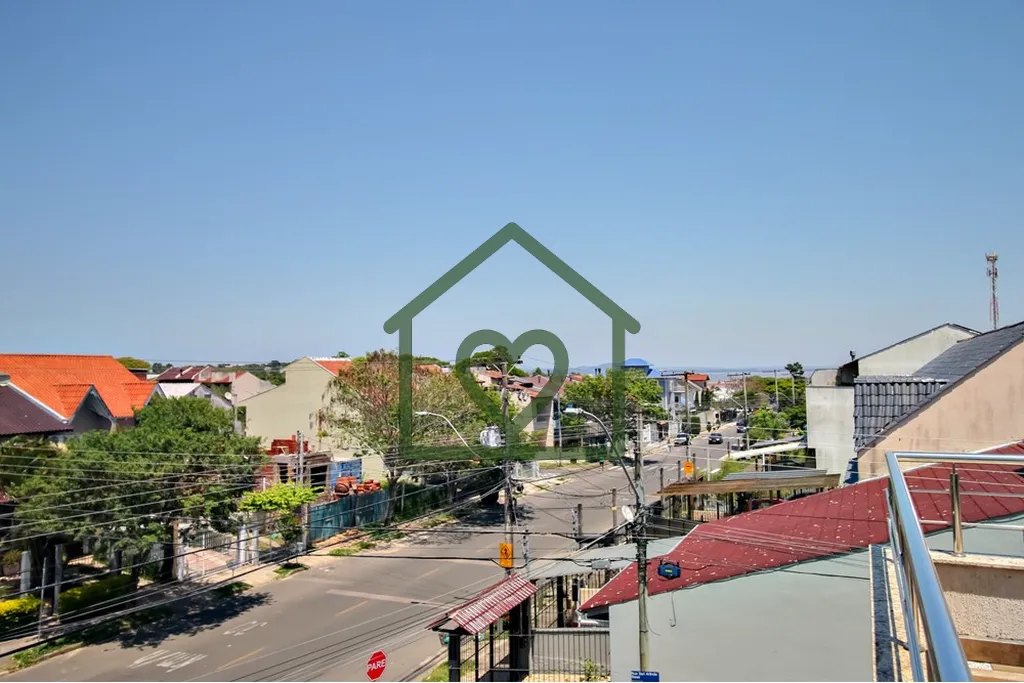 Imagem Exclusividade e Sofisticação: Este sobrado de 3 suítes e terraço com vista para o guaíba está ...