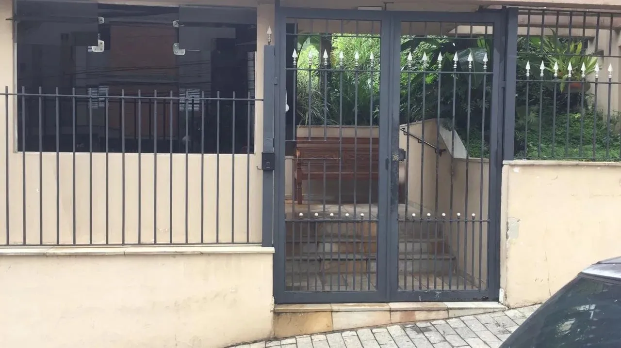 Imagem Apartamento para Venda em São Paulo, Pinheiros, 2 dormitórios, 1 banheiro, 1 vaga