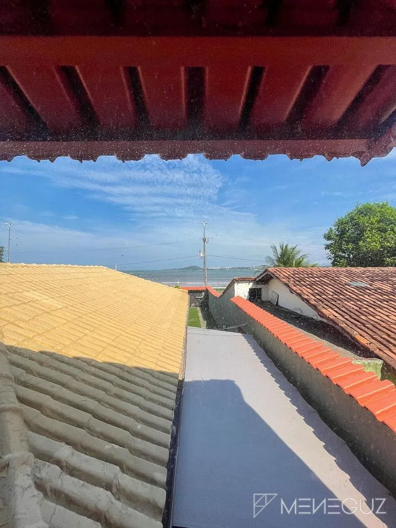 Imagem Casa a venda em Guarapari, de frente para a praia de santa monica