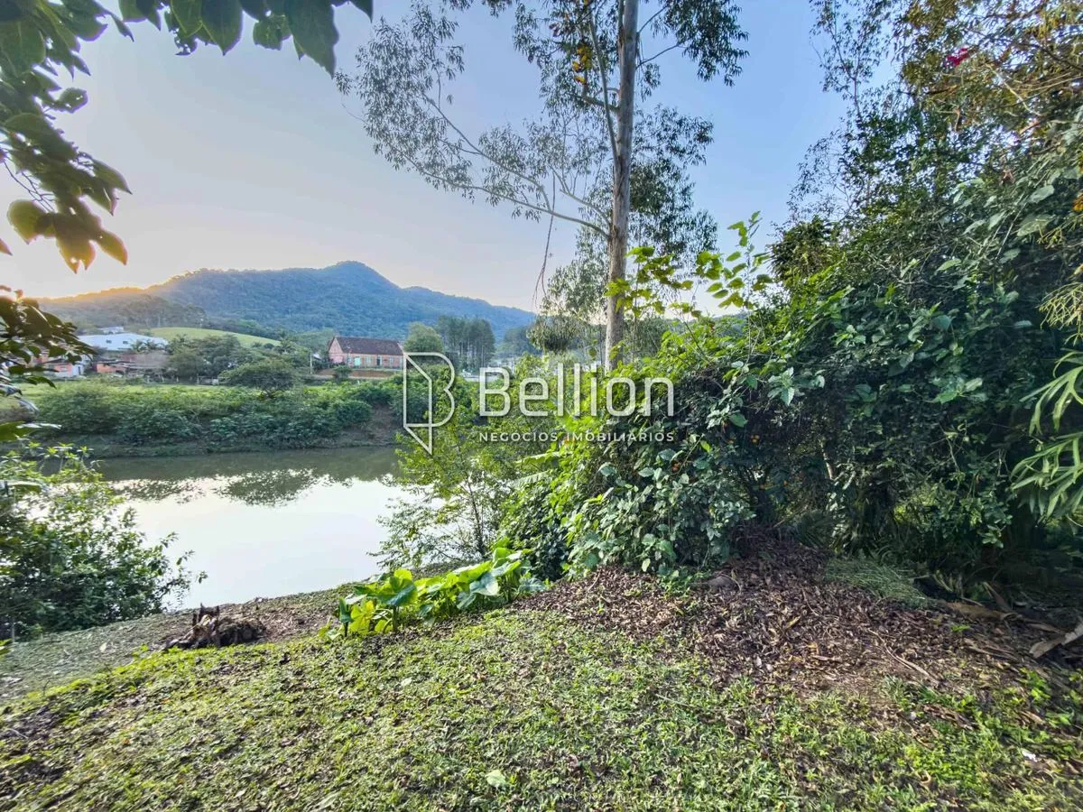 Imagem Casa 2 quartos em Rodeio 12, SC: Amplo terreno de 1017m² com edícula e rancho