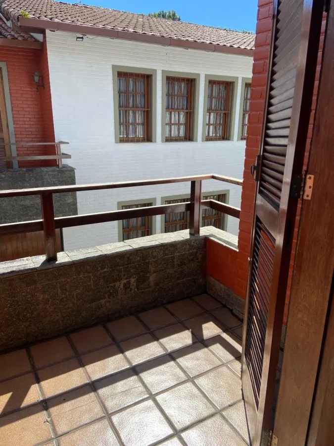 Imagem Casa em Condomínio para Venda em Teresópolis / RJ no bairro Alto