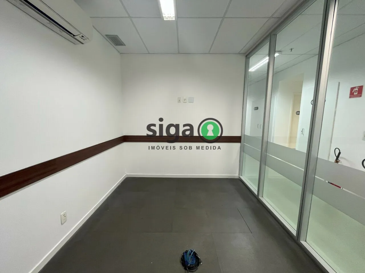 Imagem Loja Corporativa para Locação - Rua Fidêncio Ramos - Vila Olímpia - São Paulo/SP