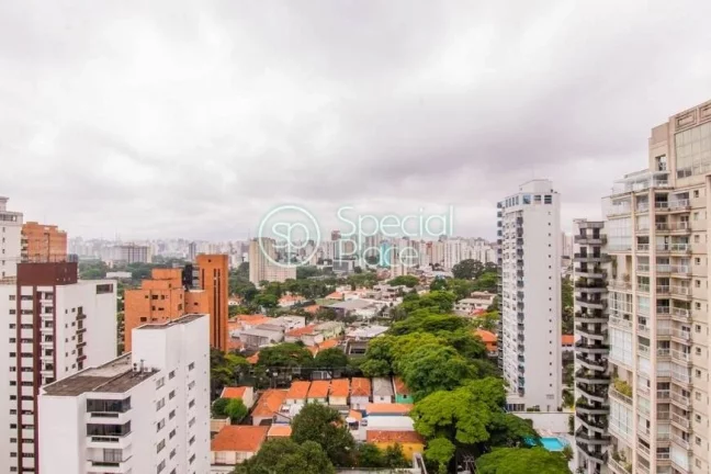 Imagem Excelente apartamento com 270m² em Moema Índios, andar alto com uma vista incrível. Amplo living ...