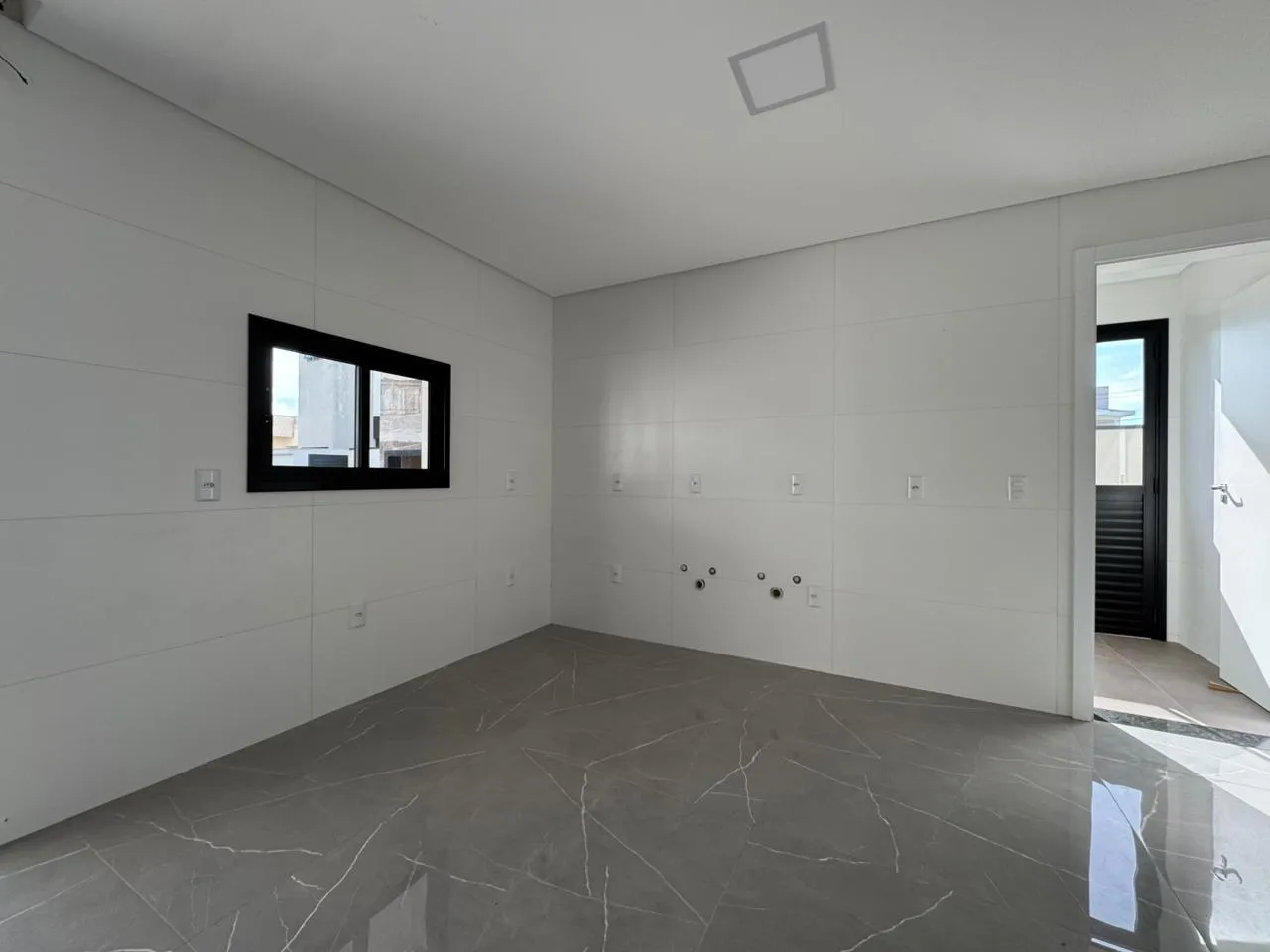 Imagem Casa à venda com 265m2 por R$ 3.165.000,00