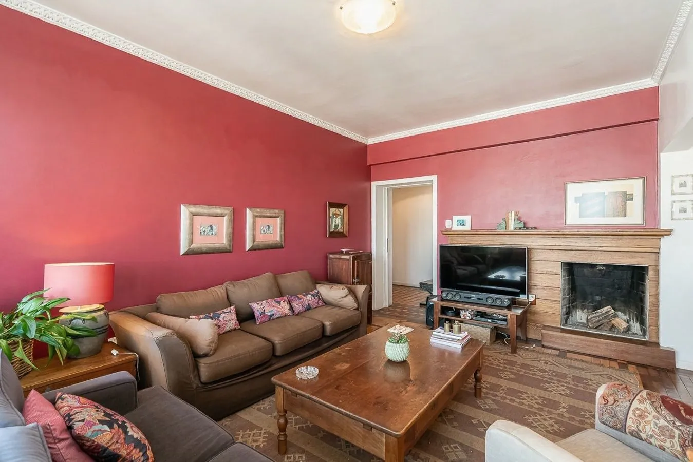 Imagem Vende-se apartamento com 3 quartos( 1 suíte), 160m² e 1 vaga - Independência