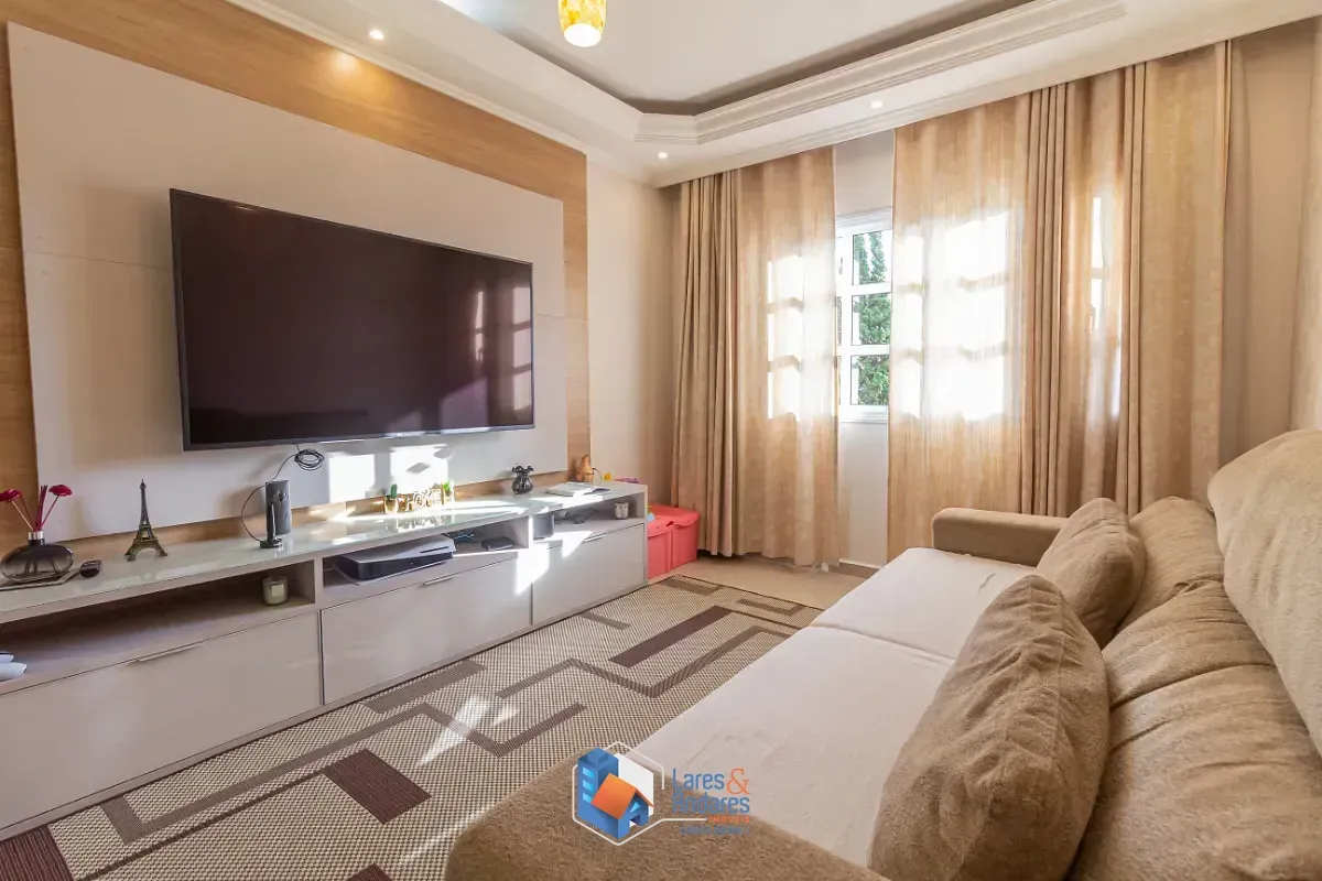 Imagem Sobrado para venda em Vila Mangalot com 4 quartos, sendo 2 suítes, 414m²