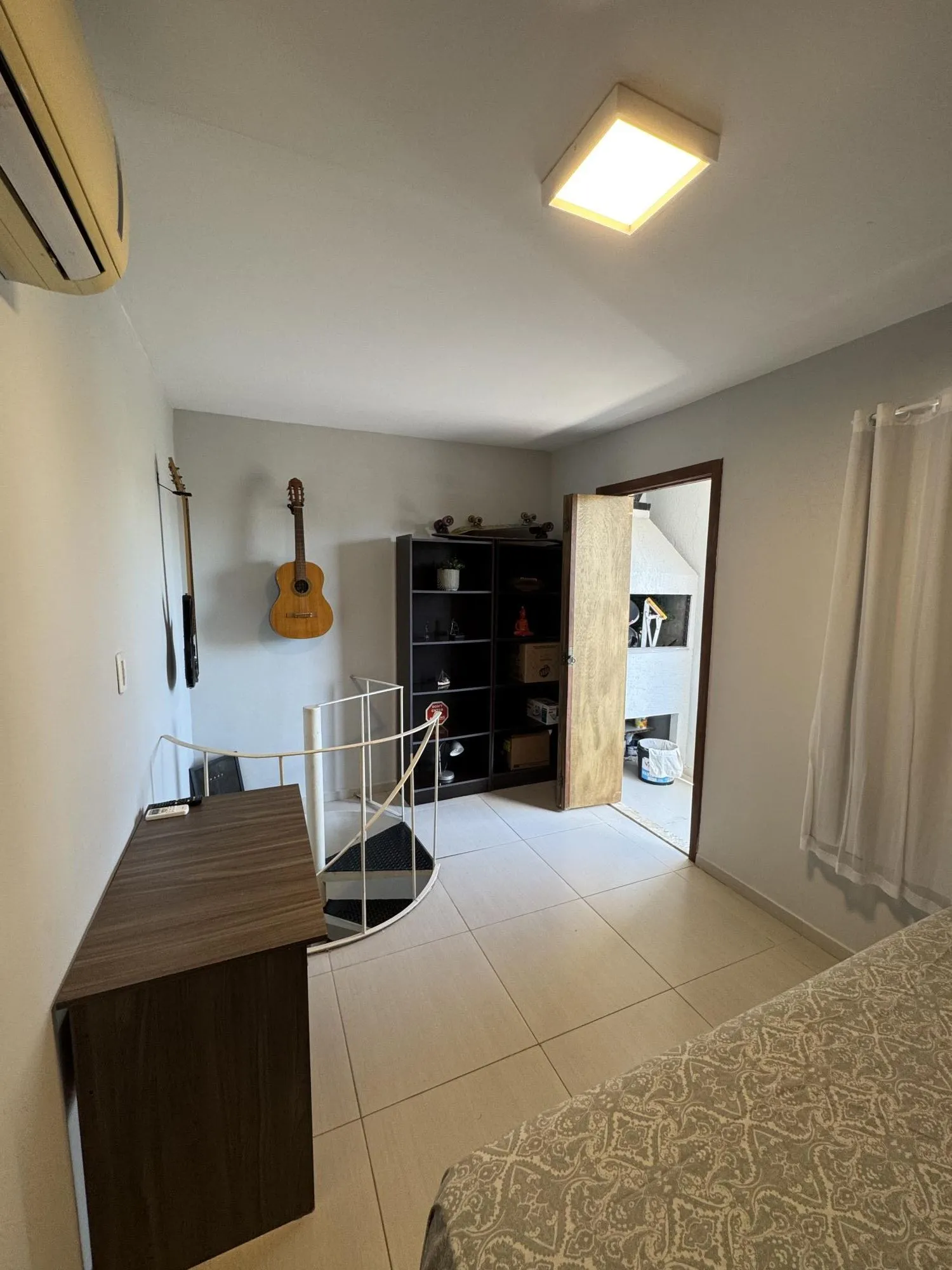 Imagem Duplex semimobiliado, desocupado e pronto para morar!