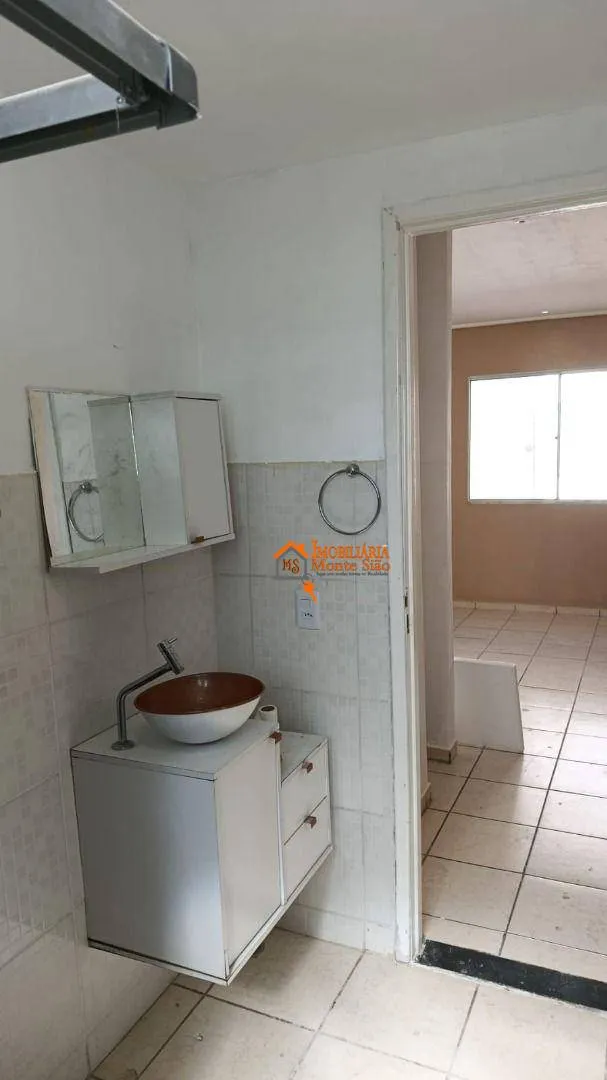 Imagem Apartamento com 2 dormitórios à venda, 53 m² por R$ 150.000,00 - Vila Nova Bonsucesso - Guarulhos/SP