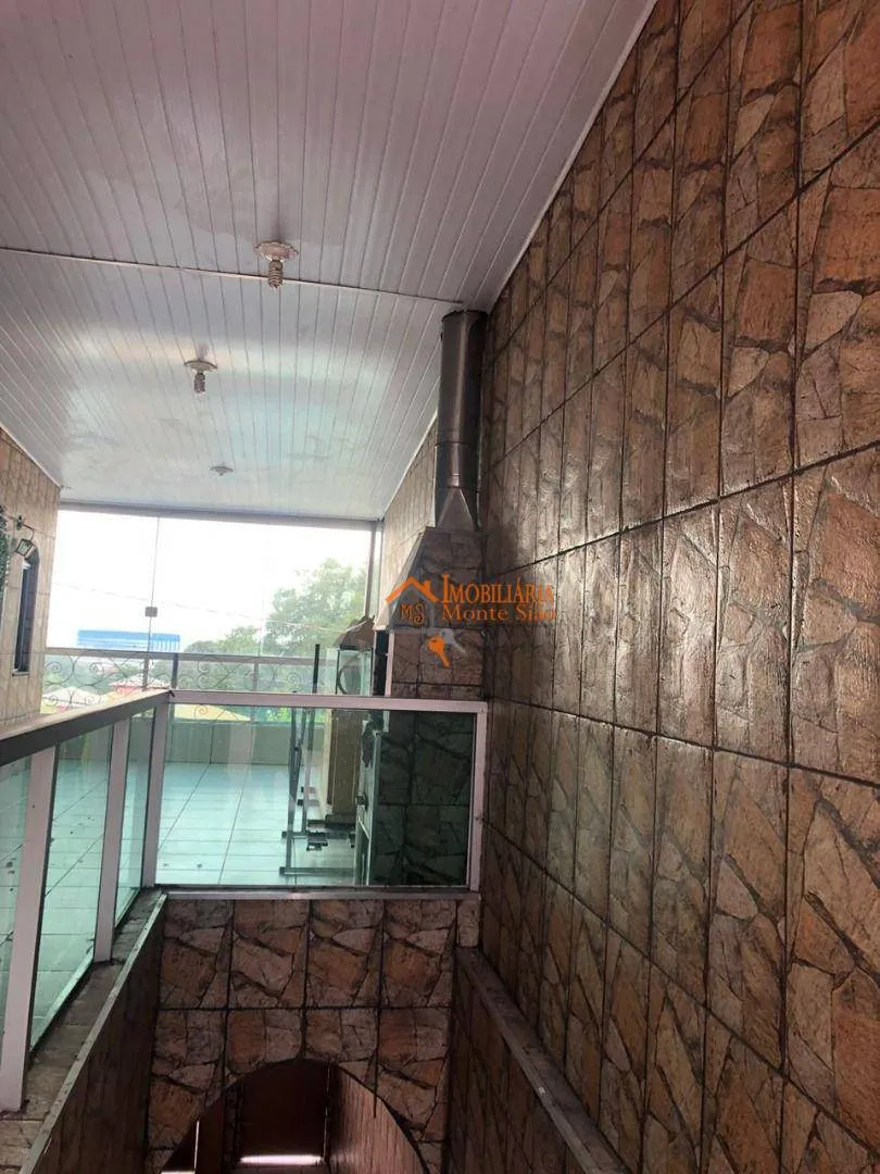Imagem Casa com 3 dormitórios à venda, 377 m² por R$ 693.000,00 - Taboão - Guarulhos/SP