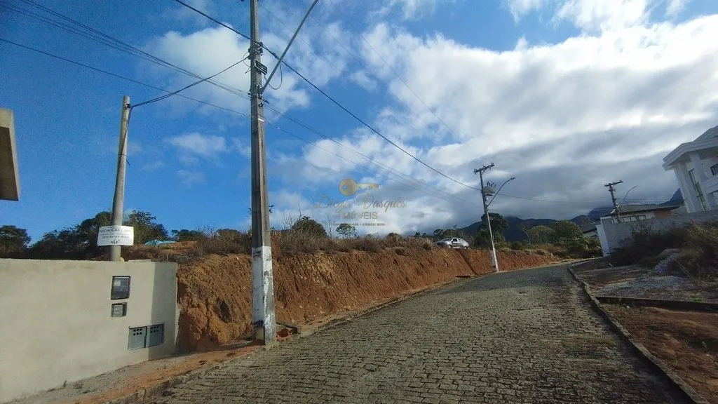 Imagem Terreno em Condomínio para Venda em Teresópolis / RJ no bairro Barra do Imbuí