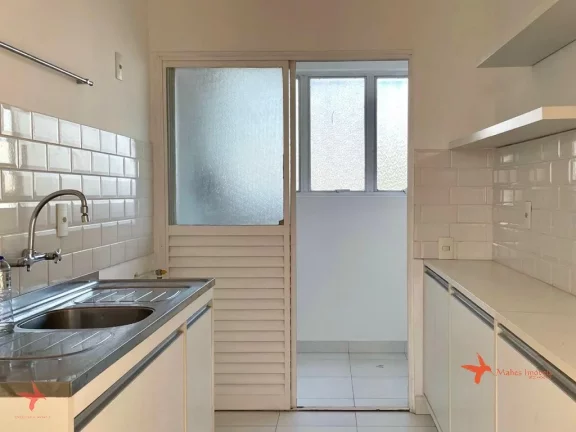 Imagem Cobertura de luxo com 3 quartos e 3 vagas na Vila Madalena, SP: sua oportunidade exclusiva!