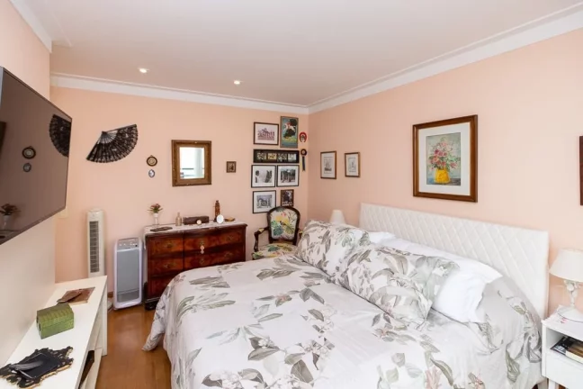 Imagem Apartamento à venda em São Paulo, Vila Nova Conceição, com 3 quartos, 161m2
