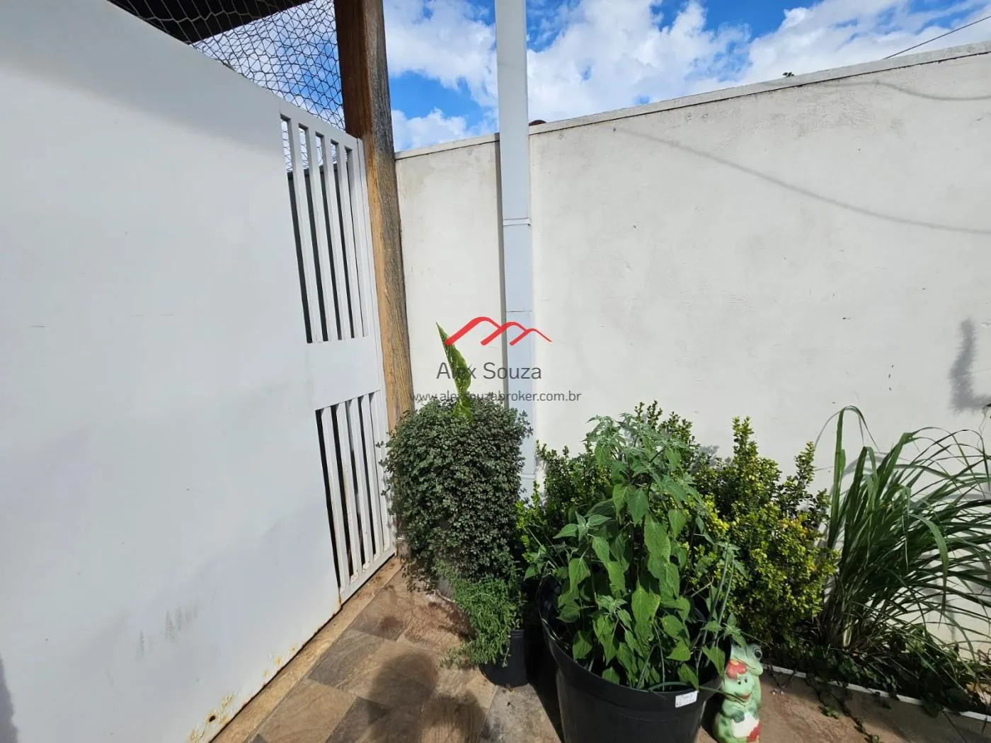 Imagem Casa em Condomínio para Venda em Sumaré, Residencial Real Parque Sumaré, 3 dormitórios, 1 suíte, 2 banheiros, 2 vagas