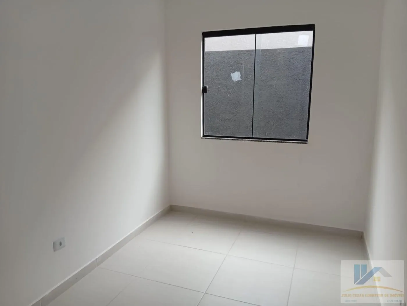 Imagem Casa para Venda em São José dos Pinhais, Del Rey, 2 dormitórios, 1 banheiro, 2 vagas