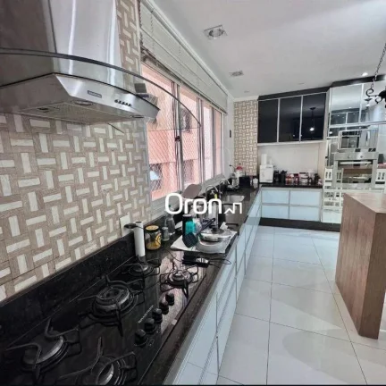 Imagem Apartamento mobiliado com 4 dormitórios à venda, 225 m² por R$ 1.390.000 - Setor Bueno - Goiânia/GO