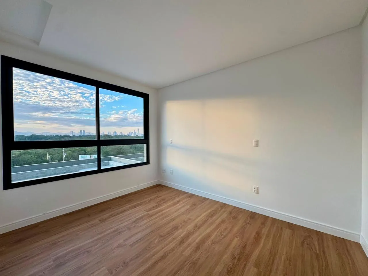 Imagem Apartamento à venda com 156.19m2 por R$ 2.597.000,00