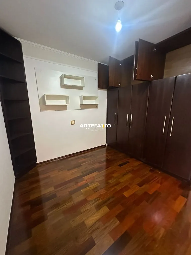 Imagem Casa com 3 dormitórios no bairro Vila Santa Cruz