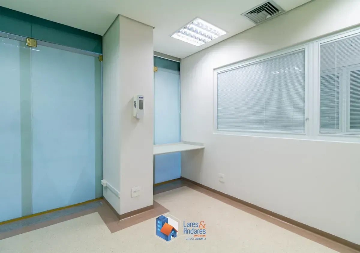 Imagem Loja de fachada ativa para venda em Santa Cecília, 145m²