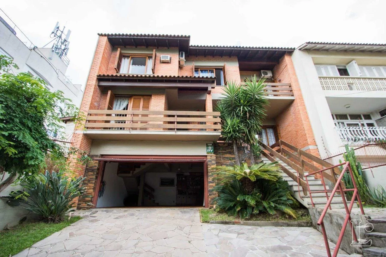 Imagem Casa para Venda - 416.89m², 4 dormitórios, sendo 1 suites, 5 vagas - Tristeza