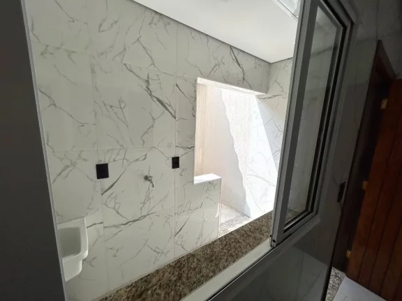 Imagem SOBRADO DE 148M², EM EXCELENTE LOCALIZAÇÃO DA ZONA LESTE, PRÓXIMO À ESTAÇÃO PATRIARCA DO METRÔ!!