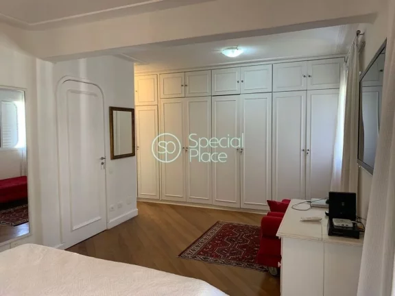 Imagem Cobertura duplex com 357m² na Vila Nova Conceição, próximo à Praça Pereira Coutinho. No primei...