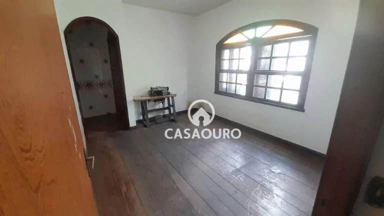 Imagem Casa com 6 dormitórios à venda, 400 m² por R$ 900.000,00 - Serra - Belo Horizonte/MG