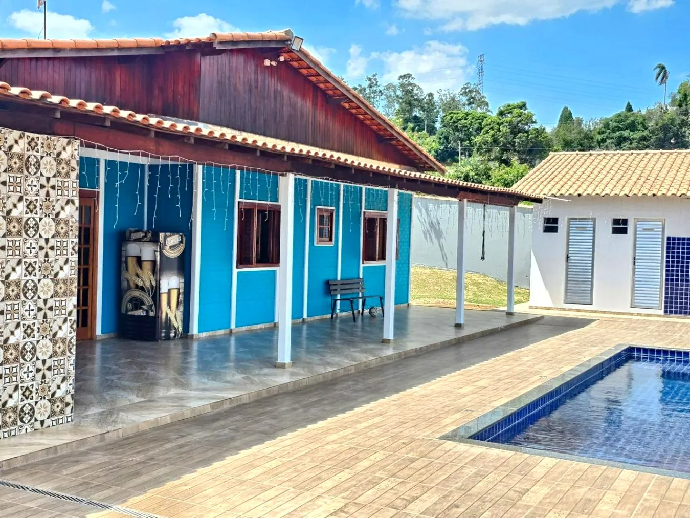 Imagem Chácara para venda com 3 suítes - Vila das Cachoeiras