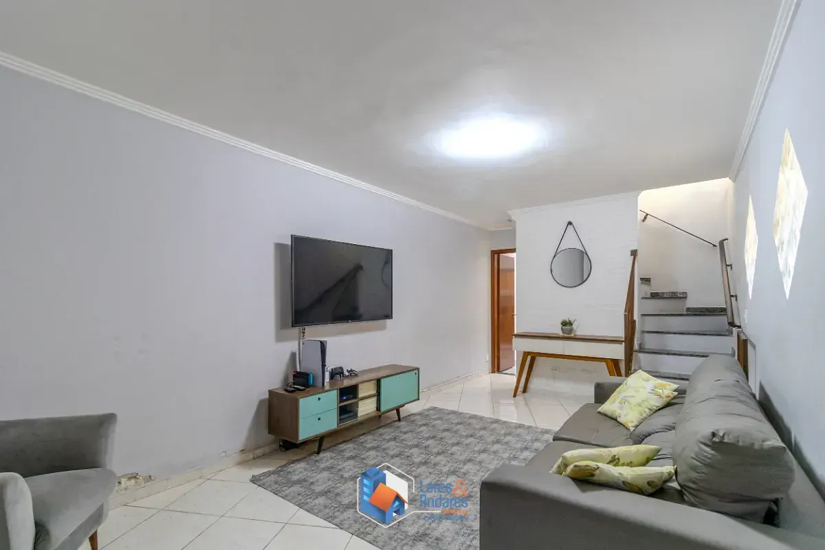Imagem Sobrado para venda em Vila Nair com 3 quartos, sendo 1 suíte, 99m²