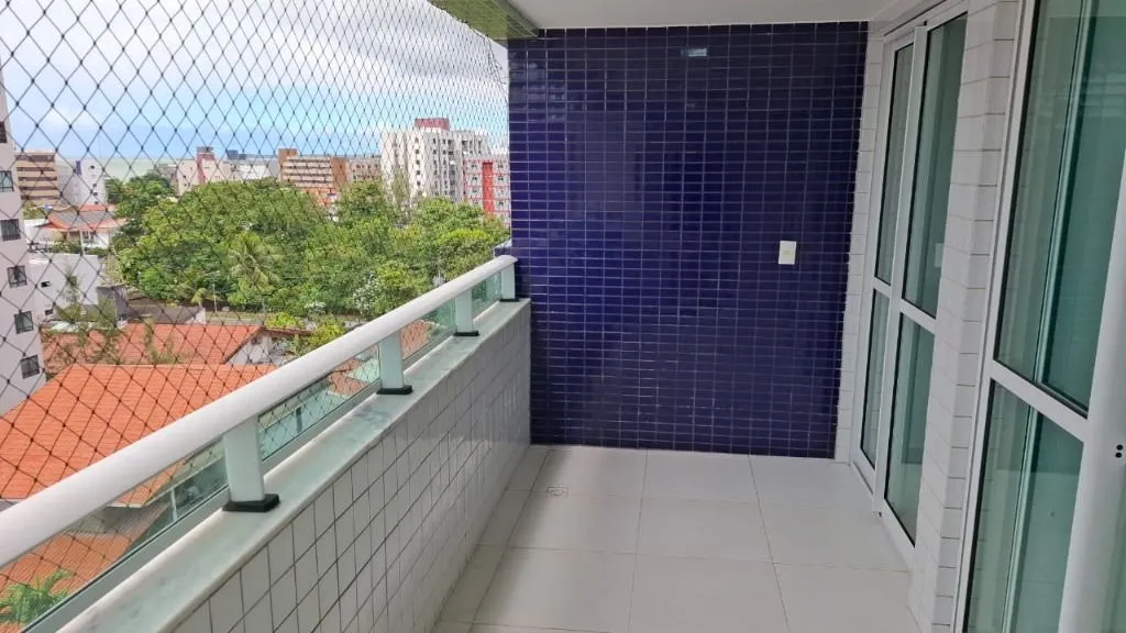 Imagem Apartamento com 3 suítes, varanda gourmet, 3 vagas soltas, lazer completo e localização privilegiada no Bessa.