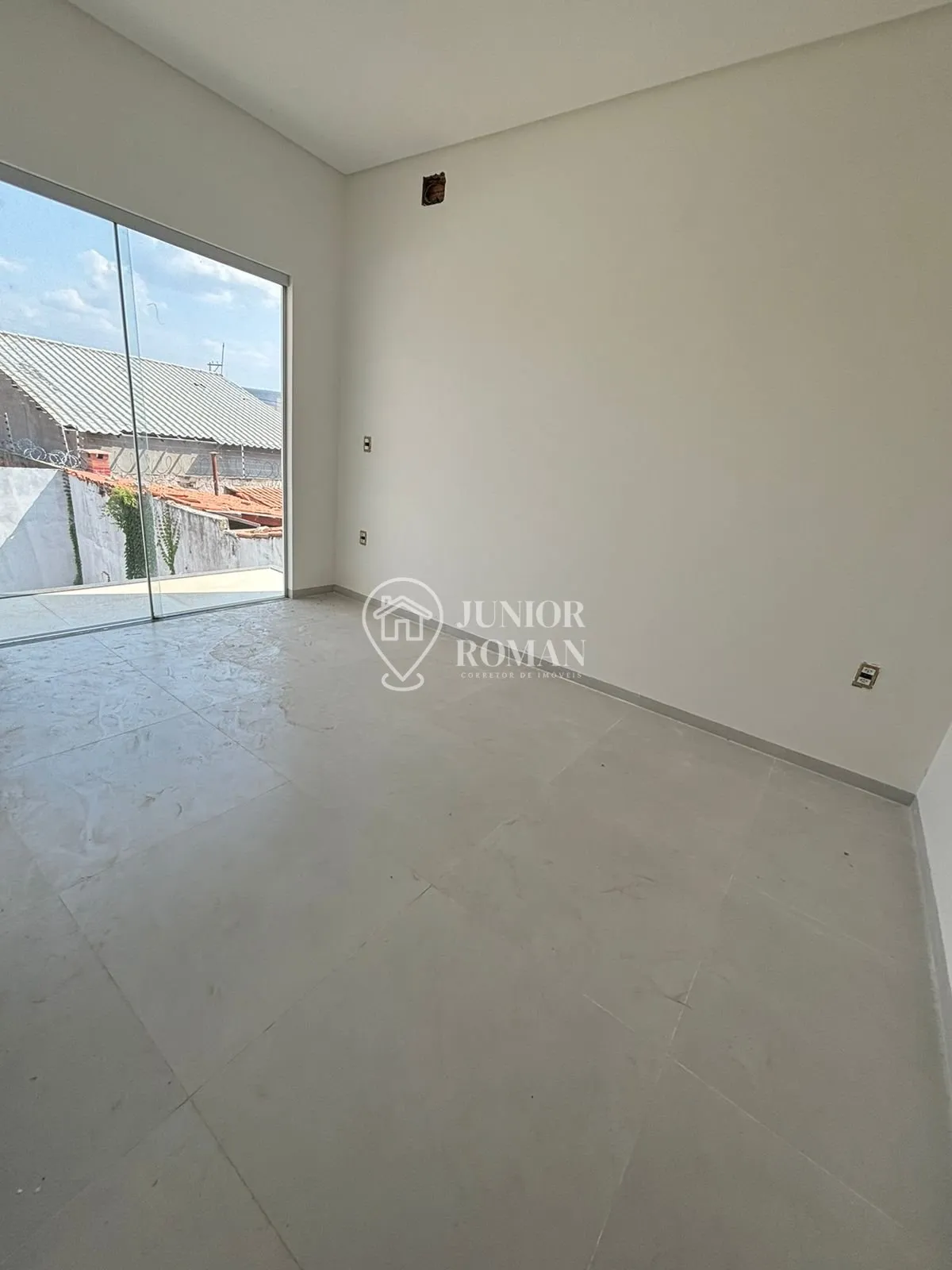 Imagem LINDO SOBRADO ALTO PADRAO 252M² - OPORTUNIDADE NO JD VITORIA - BARREIRAS/BA