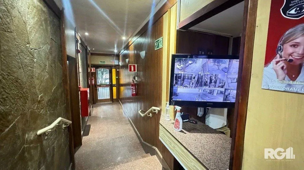 Imagem APARTAMENTO DE 3 DORMITÓRIOS COM VAGA DE GARAGEM NO CENTRO HISTÓRICO.