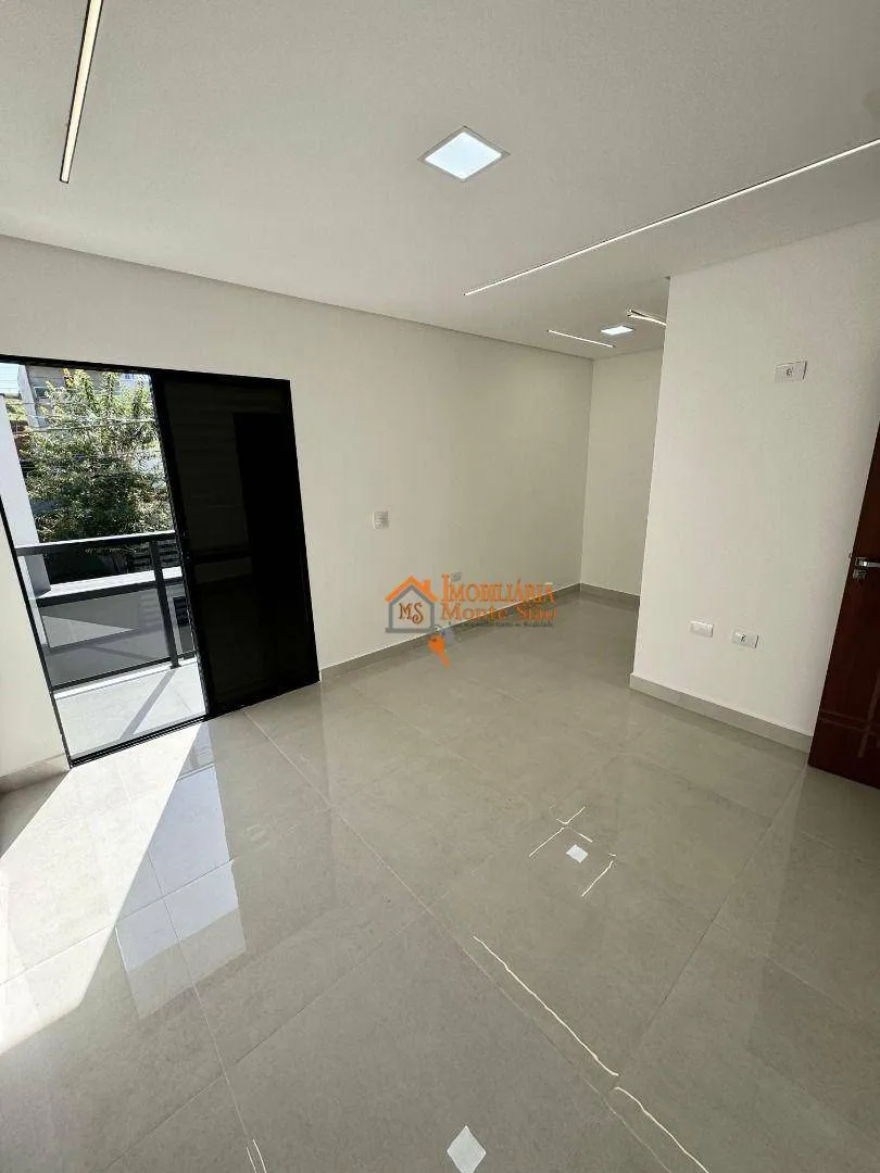 Imagem Sobrado com 3 dormitórios à venda, 100 m² por R$ 990.000,00 - Carmela III - Guarulhos/SP