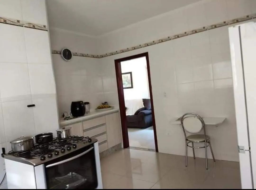 Imagem Casa à venda 3 Quartos, 1 Suite, 2 Vagas, 200M², Jardim Rosely, Pindamonhangaba - SP