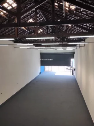 Imagem Galpão Reformado com 300m² para locação no Tatuapé.